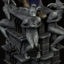 Load image into Gallery viewer, Iron Studios The Dark Knight Joker Deluxe Art Scale 1/10 Limited Edition Statue