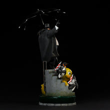 Load image into Gallery viewer, Batman Returns Penguin Art Scale 1/10 Deluxe Limited Edition Statue