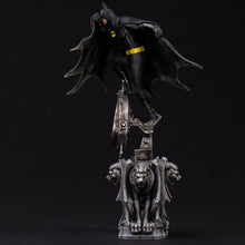 Load image into Gallery viewer, Iron Studios Batman Returns 1/10 Deluxe Art Scale Limited Edition Statue