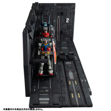 Load image into Gallery viewer, Mobile Suit Gundam Realistic Model Series 1/144 Scale White Base Catapult Deck
