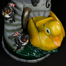 Load image into Gallery viewer, Batman Returns Penguin Art Scale 1/10 Deluxe Limited Edition Statue