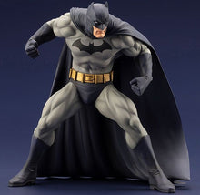 Load image into Gallery viewer, Batman Hush DC COMICS ArtFX Statue by Kotobukiya