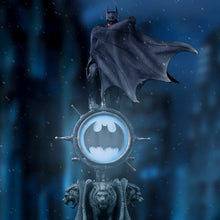 Load image into Gallery viewer, Iron Studios Batman Returns 1/10 Deluxe Art Scale Limited Edition Statue