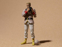 Load image into Gallery viewer, G.M.G. Earth United Army Soldier Set with Bonus by MEGAHOUSE