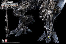 Load image into Gallery viewer, Transformers: Revenge of the Fallen Hasbro x ThreeA DLX Jetfire ($100 non-refundable deposit require for this product)