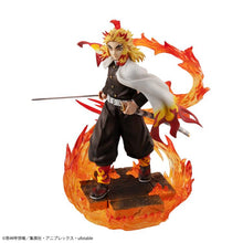 Load image into Gallery viewer, Demon Slayer: Kimetsu no Yaiba G.E.M. Kyojuro Rengoku Statue by MegaHouse