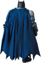 Load image into Gallery viewer, Batman The Dark Knight Returns MAFEX No.146 Armored Batman