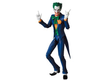 Load image into Gallery viewer, Batman Hush MAFEX No.142 The Joker