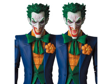 Load image into Gallery viewer, Batman Hush MAFEX No.142 The Joker
