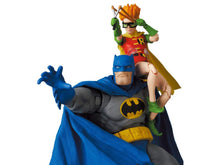 Load image into Gallery viewer, The Dark Knight Returns MAFEX No.139 Batman (Blue Ver.) & Robin
