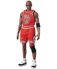 Load image into Gallery viewer, Michael Jordan MAFEX No.100 Figure