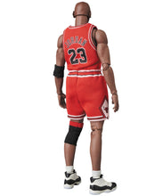Load image into Gallery viewer, Michael Jordan MAFEX No.100 Figure