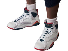 Load image into Gallery viewer, Michael Jordan 1992 Team USA MAFEX Figure