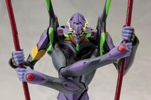 Load image into Gallery viewer, Rebuild of Evangelion EVA Unit-13 1/400 Scale Model Kit (2nd Production Run)