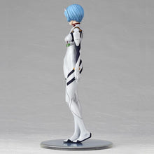 Load image into Gallery viewer, Kaiyodo Neon Genesis Evangelion Hayashi Hiroki 1/7 Figure - Rei