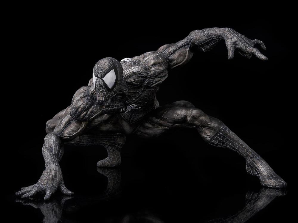 ソフビナル　スパイダーマン　black suit ver. Ikou Hobby Marvel Sofbinal Spider-Man Black Suit Ver. by Sentinel