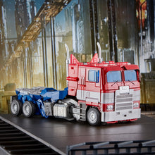 Load image into Gallery viewer, Transformers Movie Masterpiece Series MPM-12 Optimus Prime