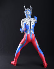 Load image into Gallery viewer, Premium Bandai SUPER SIZE HEROES VOL.1 Ultraman Zero (Pre Order Before Jan 24) ($50 non-refundable deposit require for this product)