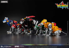 Load image into Gallery viewer, Voltron: Defender of the Universe Carbotix Series Voltron ($200 non-refundable deposit require for this product)