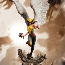 Load image into Gallery viewer, DC Comics Hawkgirl Deluxe Art Scale 1/10 Deluxe Limited Edition Statue