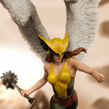 Load image into Gallery viewer, DC Comics Hawkgirl Deluxe Art Scale 1/10 Deluxe Limited Edition Statue
