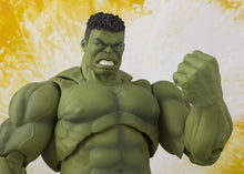 Load image into Gallery viewer, Avengers: Infinity War Hulk SH Figuarts Action Figure
