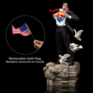 Iron Studios Clark Kent Deluxe Art Scale 1/10 Statue
