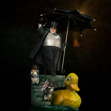 Load image into Gallery viewer, Batman Returns Penguin Art Scale 1/10 Deluxe Limited Edition Statue
