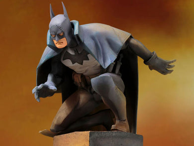 Batman: Gotham by Gaslight ArtFX+ Batman Statue