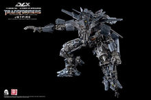 Load image into Gallery viewer, Transformers: Revenge of the Fallen Hasbro x ThreeA DLX Jetfire ($100 non-refundable deposit require for this product)
