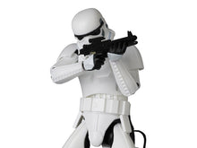 Load image into Gallery viewer, Stormtrooper Star Wars MAFEX No.010
