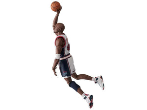 Michael Jordan 1992 Team USA MAFEX Figure