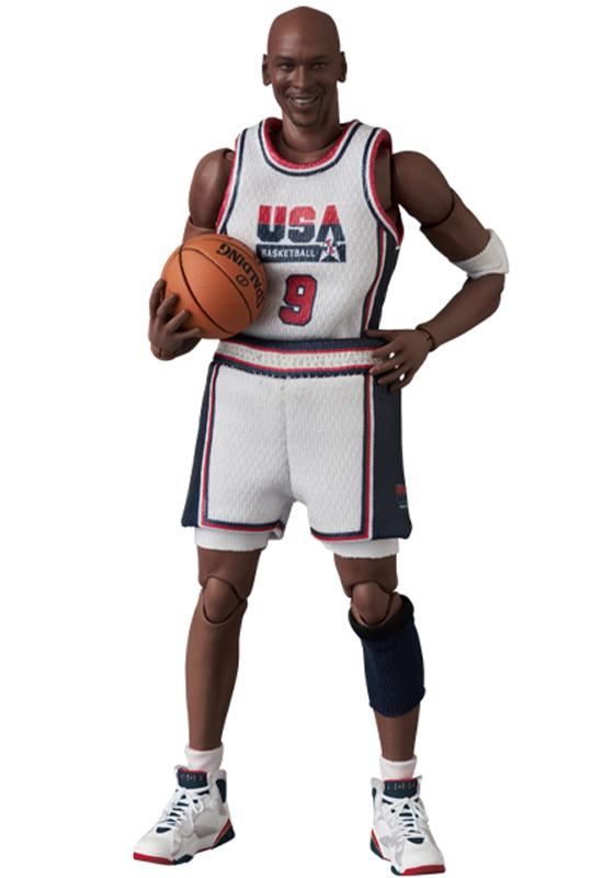 Michael Jordan 1992 Team USA MAFEX Figure