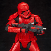 Load image into Gallery viewer, Sith Trooper Star Wars (The Rise of Skywalker) ARTFX+ Statue Two-Pack Easy Assembly Kit
