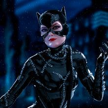 Load image into Gallery viewer, Batman Returns Catwoman Art Scale 1/10 Deluxe Limited Edition Statue
